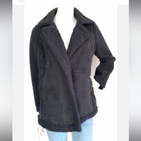 Caslon Jackets & Blazers - CASLON sherpa jacket M petite